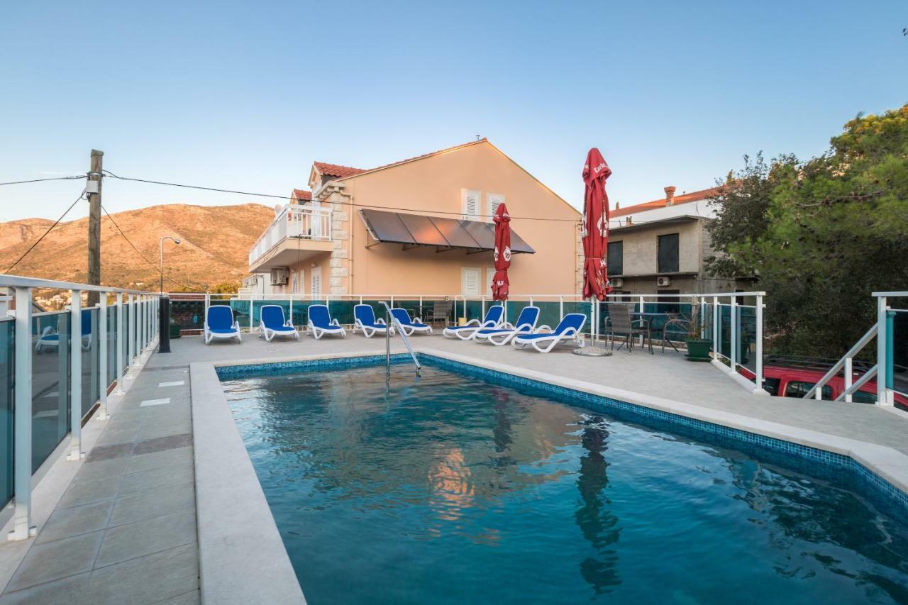 Villa Voinic 3 챠브타트 외부 사진