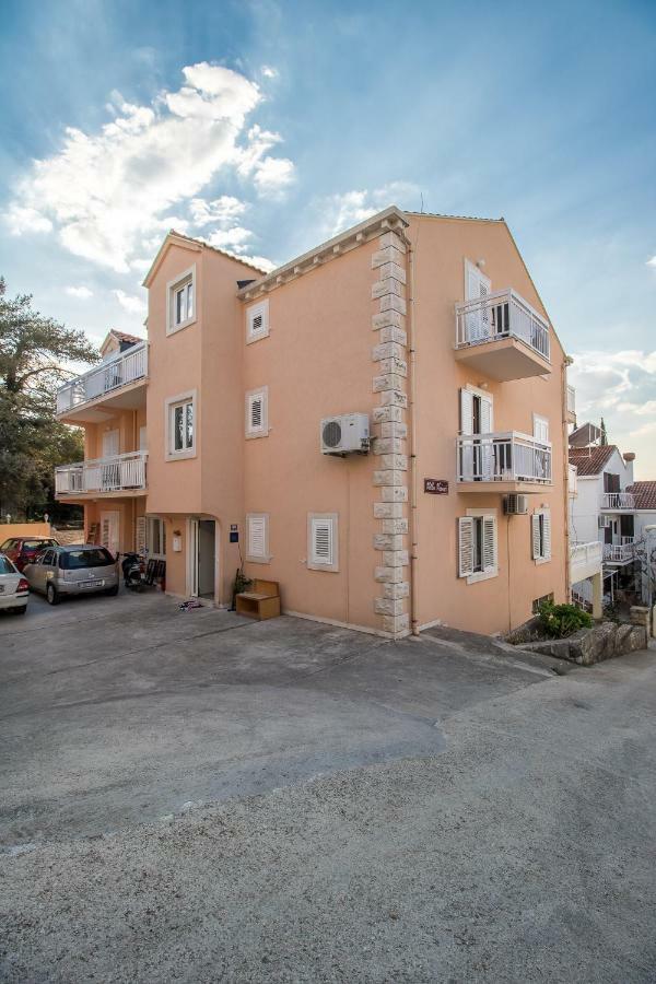 Villa Voinic 3 챠브타트 외부 사진