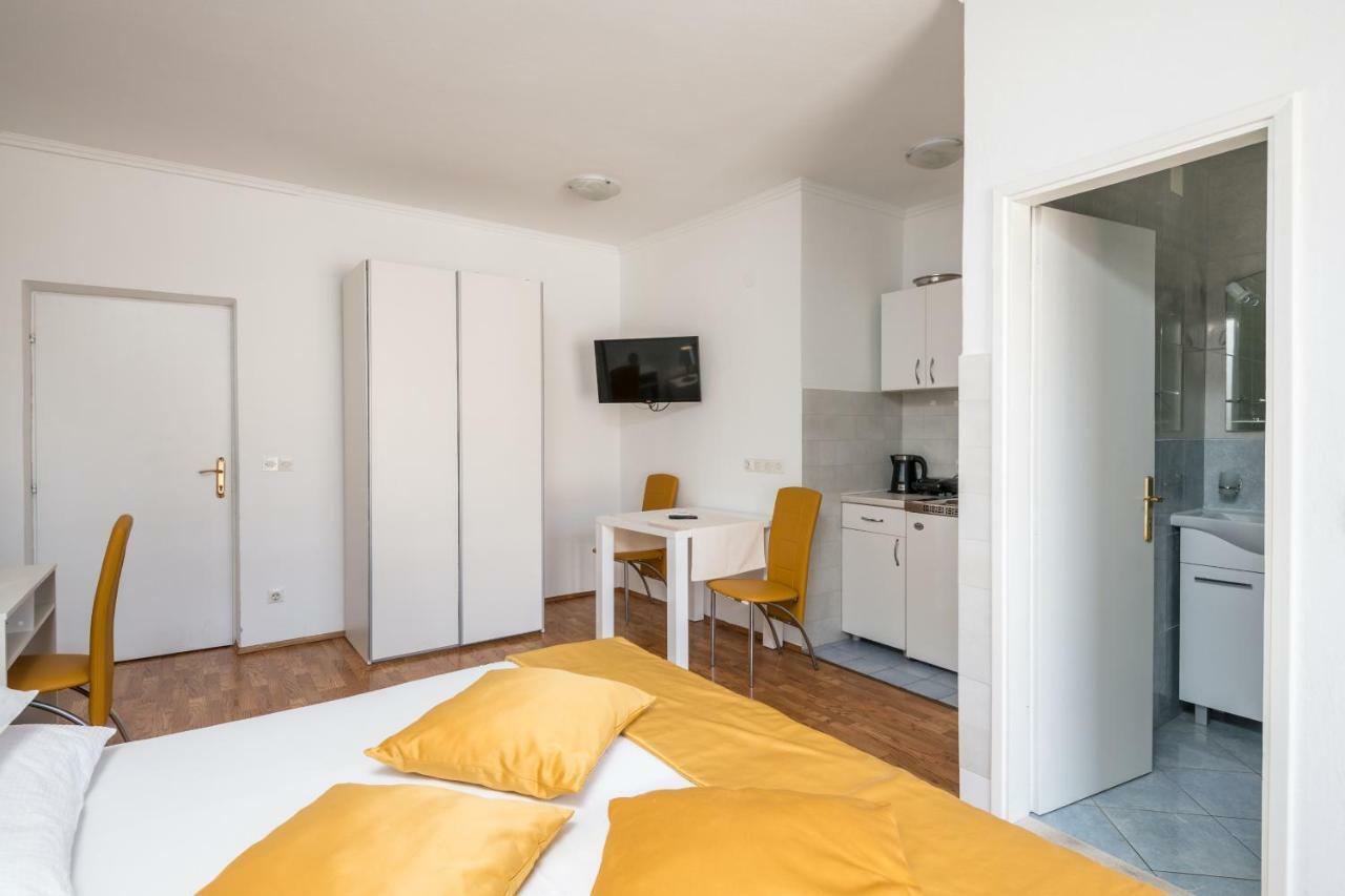 Villa Voinic 3 챠브타트 외부 사진