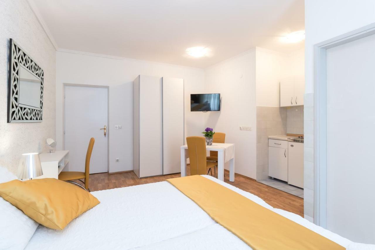 Villa Voinic 3 챠브타트 외부 사진