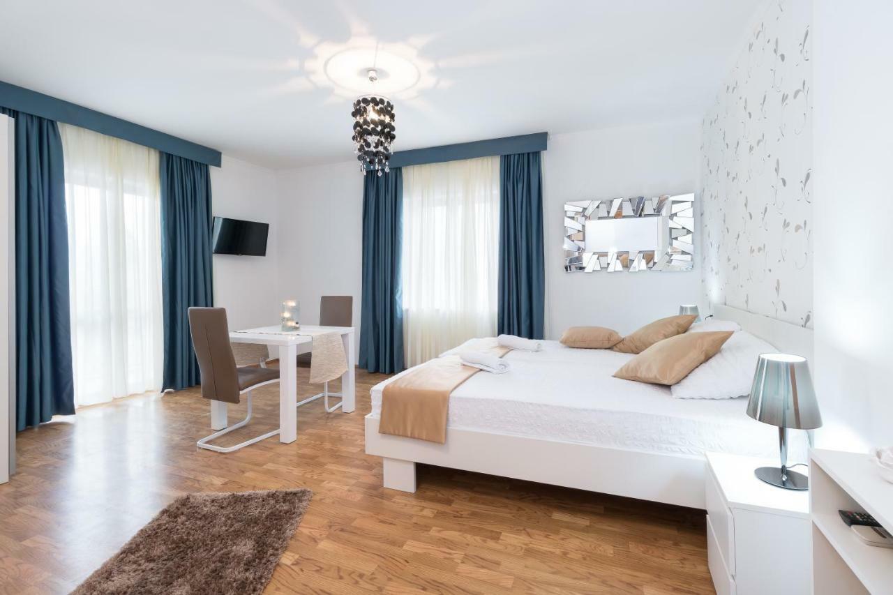 Villa Voinic 3 챠브타트 외부 사진