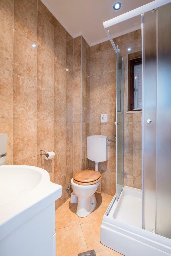 Villa Voinic 3 챠브타트 외부 사진